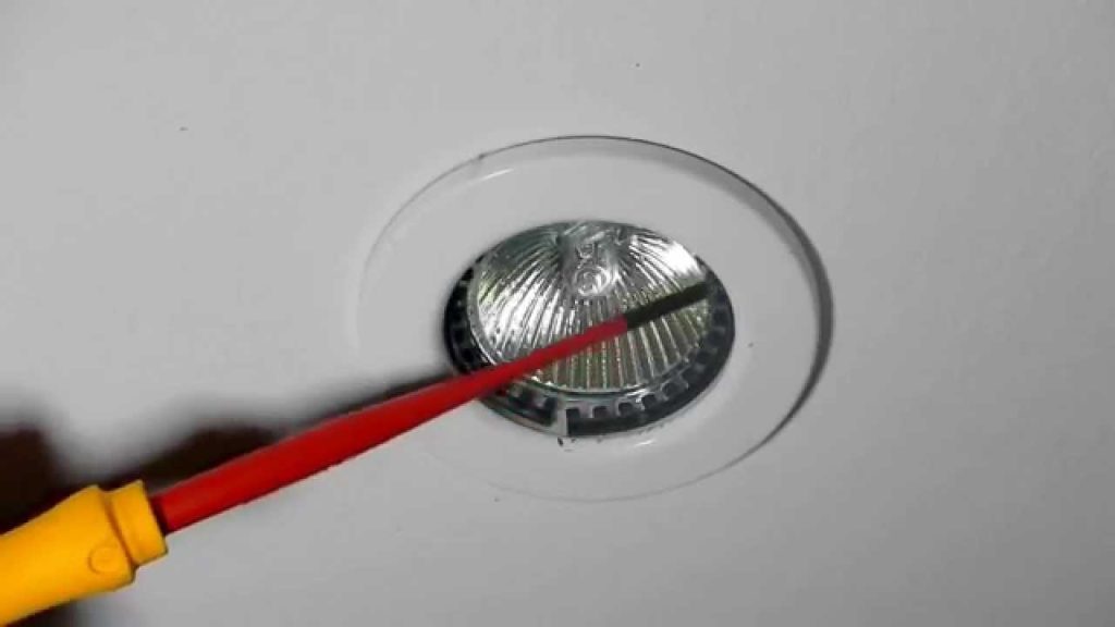 Get Stuck Light Bulb Out of a Recessed Socket using a screwdriver